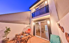 Villa Ay